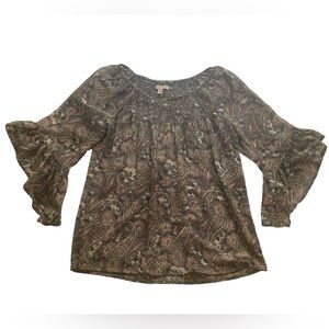 Established 1962 Women 3/4 Ruffle Boho Blouse
X27-10